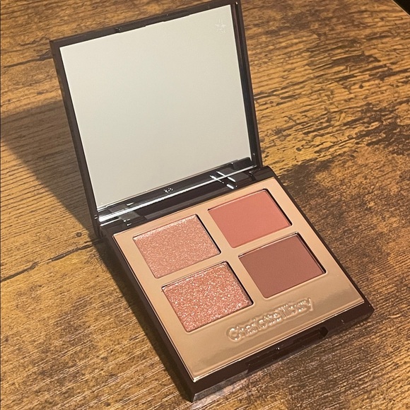 Charlotte Tilbury Pillow Talk Dreams Luxury Eye Shadow Palette - Picture 1 of 4